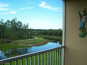 10510 Amiata Way in Ft. Myers, FL - Foto de edificio - Building Photo
