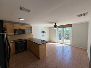 16060 SW 87th Terrace in Miami, FL - Building Photo - Building Photo