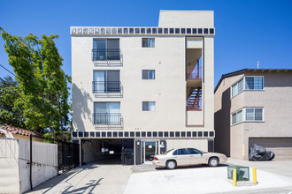 281 Macarthur Blvd in Oakland, CA - Building Photo - Building Photo