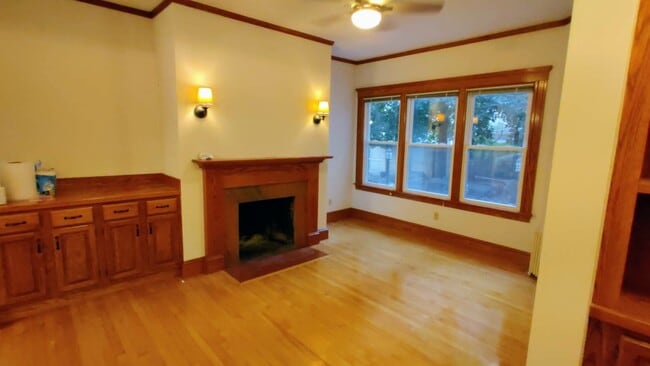 37 Hawthorn St, Unit 10 in Cambridge, MA - Building Photo - Building Photo