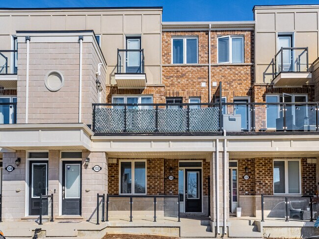 130 Daylily Ln in Kitchener, ON - Building Photo - Building Photo