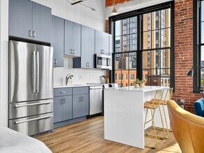 63 Melcher St in Boston, MA - Building Photo - Building Photo