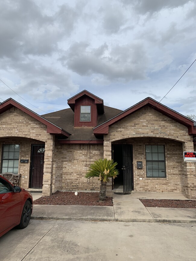 189 E Liberty St, Unit 187 East Liberty St -B