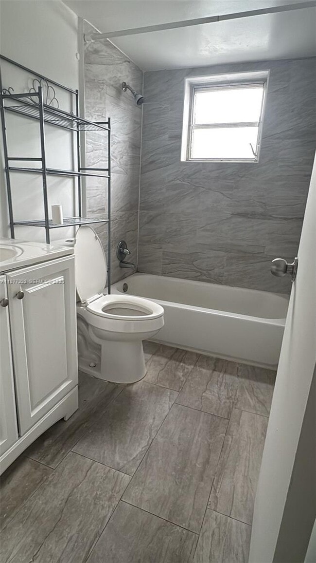 property at 1501 NE 34th Ct