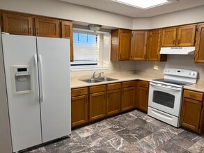 8704 Puerto Isabel in Laredo, TX - Building Photo - Building Photo