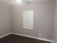 1817 Worms St photo'