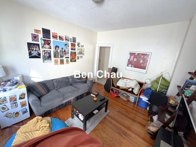 68 Winchester St, Unit 1B in Medford, MA - Building Photo - Building Photo