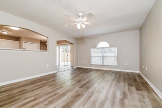 10415 Opus Dr in Riverview, FL - Building Photo - Building Photo