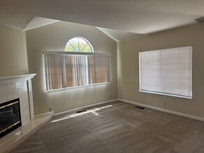 1587 Camden Oaks Ct in San Jose, CA - Building Photo - Building Photo
