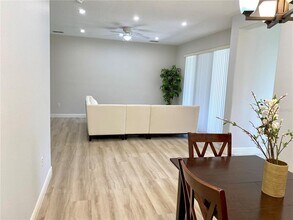 167 Los Gatos Pl in Poinciana, FL - Building Photo - Building Photo