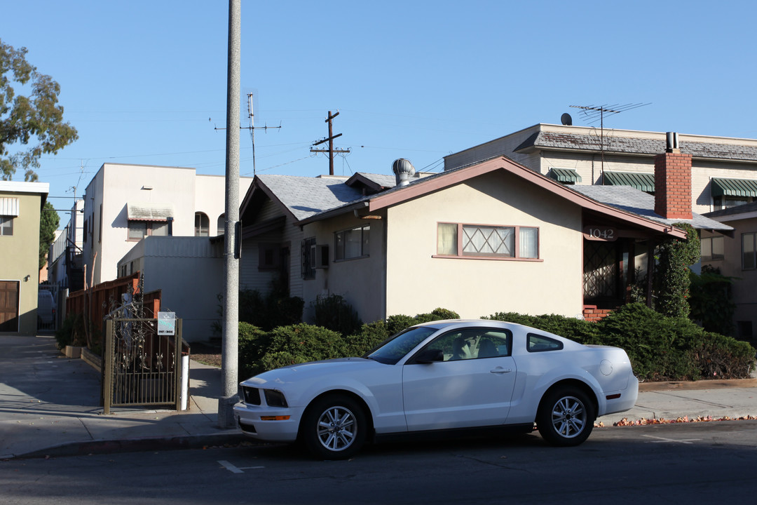 1040-1042 Obispo Ave in Long Beach, CA - Building Photo