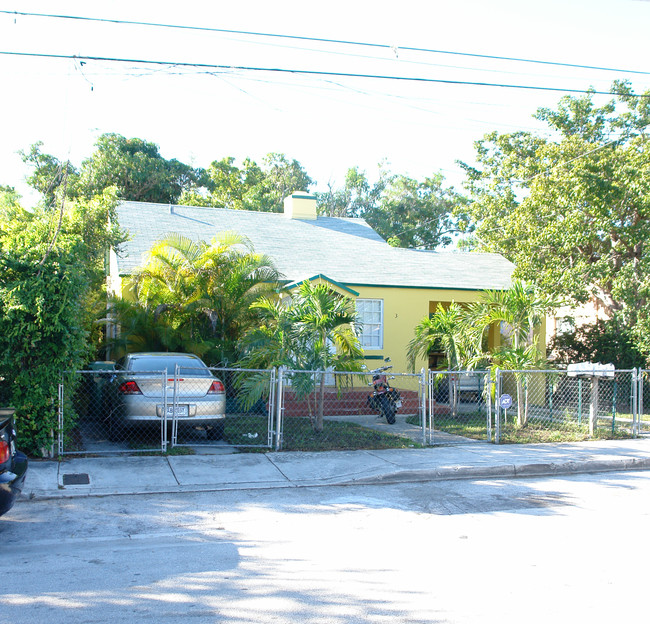 268 NW 59th Ter in Miami, FL - Building Photo - Building Photo