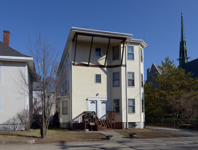 141 N Main St in Attleboro, MA - Building Photo - Building Photo