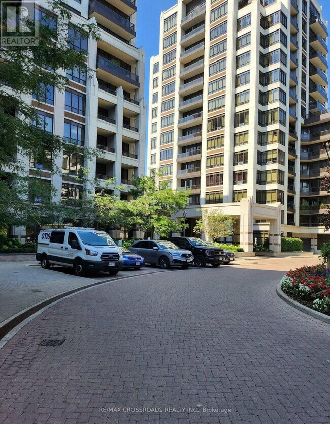 property at 38 Cedarland Dr