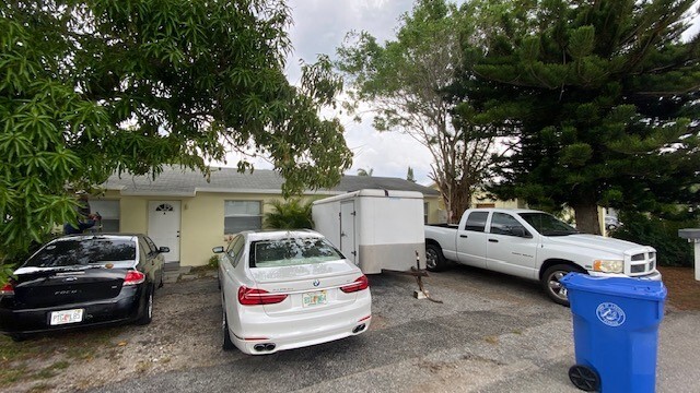 705 W Mango St in Lantana, FL - Building Photo - Building Photo