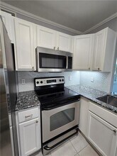 60 Lamsden Ln NW in Atlanta, GA - Foto de edificio - Building Photo