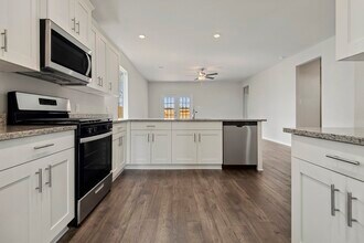 16448 Blossom Grv Dr in Conroe, TX - Building Photo - Building Photo