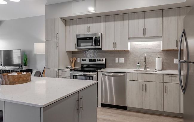 Townline Apartments in Minnetonka, MN - Building Photo - Building Photo