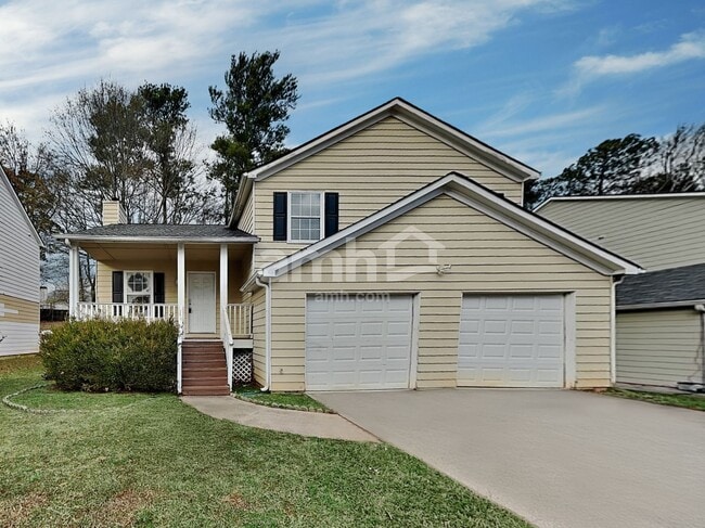 property at 32 Alston Ln SW