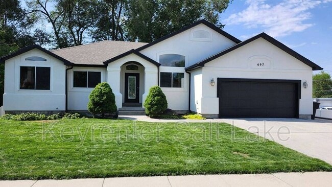 697 Krista Ct