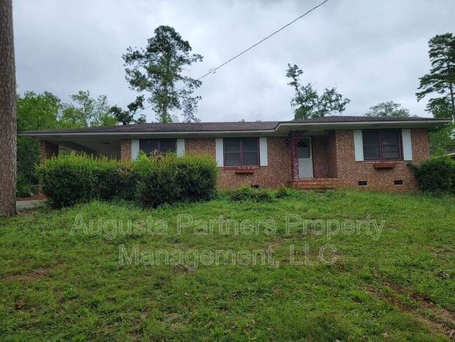 property at 1125 Crestview Dr