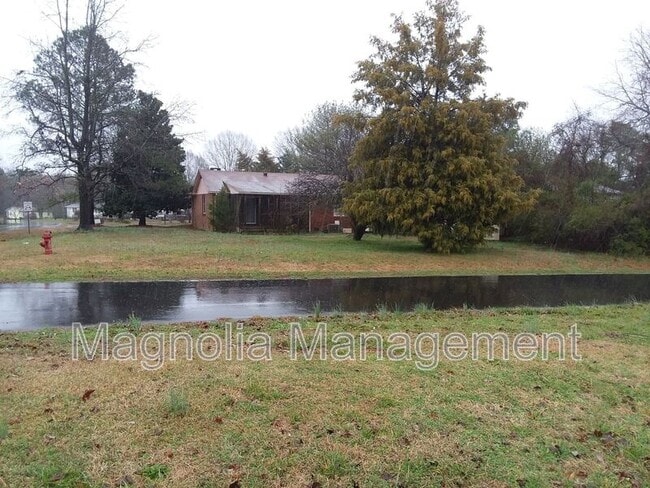 104 Allen Cir in Norlina, NC - Building Photo - Building Photo