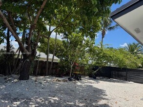 4610 SW 134th Ave in Miami, FL - Building Photo - Building Photo