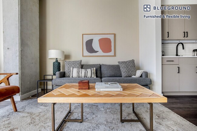751 N Hudson Ave in Chicago, IL - Building Photo - Building Photo