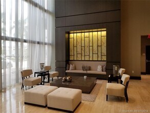 5252 NW 85th Ave in Doral, FL - Building Photo - Building Photo