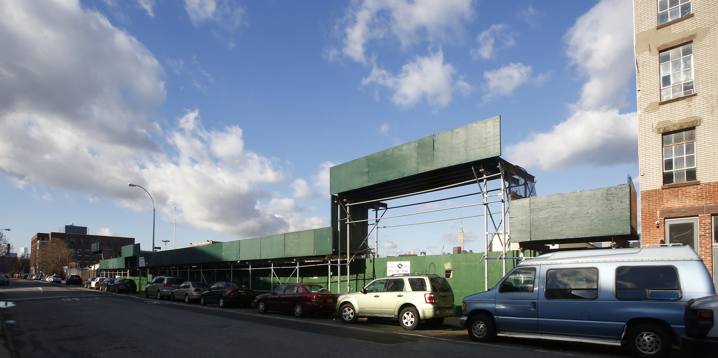 Greenpoint Landing Phase II in Brooklyn, NY - Building Photo