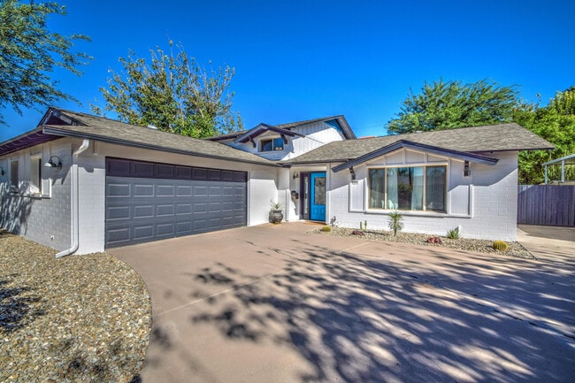property at 8420 E Keim Dr