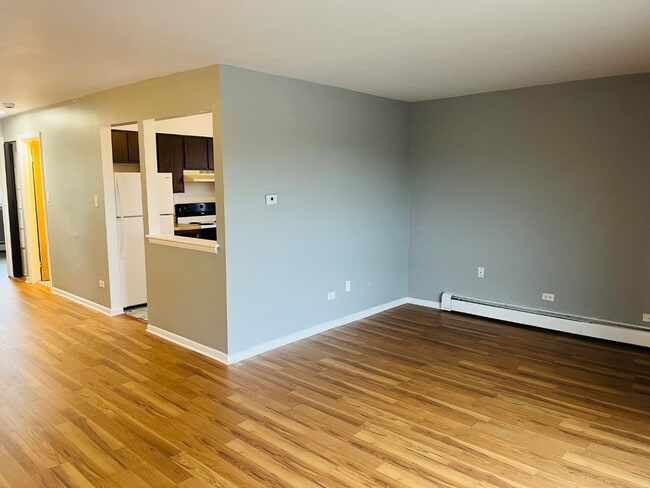 4561 Heartland Dr in Richton Park, IL - Building Photo - Building Photo