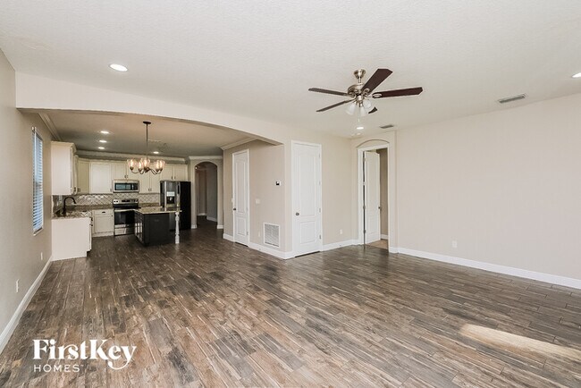 153 Elina Sky Dr in Seffner, FL - Building Photo - Building Photo