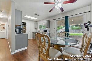 2435 Westgard Pass in San Antonio, TX - Foto de edificio - Building Photo