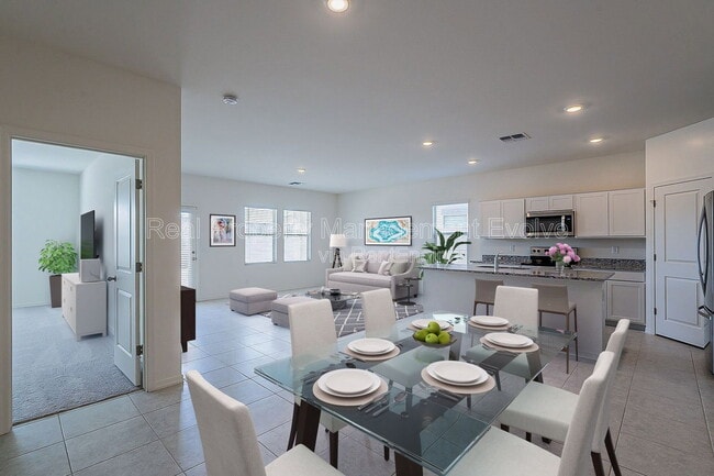 6532 W Magdalena Ln in Phoenix, AZ - Building Photo - Building Photo