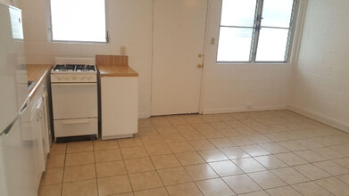 809 Kinau St in Honolulu, HI - Building Photo - Building Photo