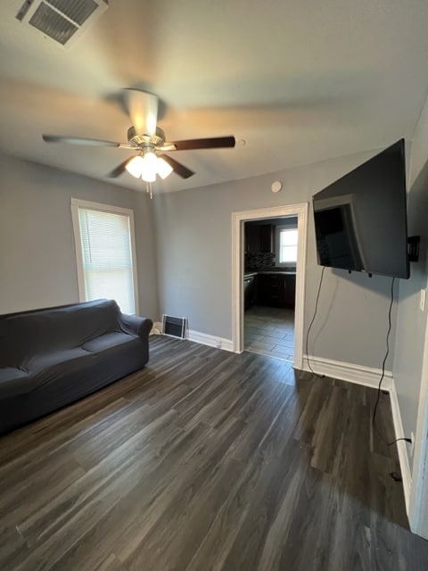 1611 E Fayette St, Unit 2 in Syracuse, NY - Building Photo - Building Photo