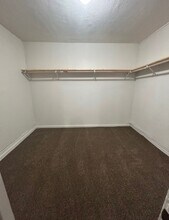 23 St Gregory Dr in Sauget, IL - Building Photo - Building Photo