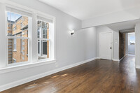 1108 W Glenlake Ave in Chicago, IL - Building Photo - Building Photo