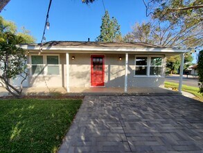10682 Center Dr in Villa Park, CA - Building Photo - Building Photo