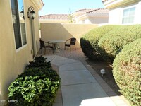 13758 W Sola Dr in Sun City West, AZ - Foto de edificio - Building Photo