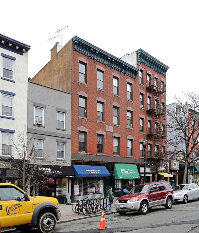 207-211 Washington St