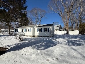 2 Cochituate Rd in Plymouth, MA - Building Photo - Building Photo