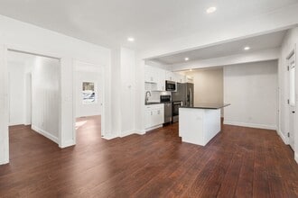 99 Main St in Upton, MA - Building Photo - Building Photo