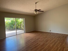 9517 Fitzsimmons Dr in Orlando, FL - Building Photo - Building Photo