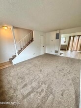 827 Belli Dr in Reno, NV - Foto de edificio - Building Photo