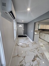 68 High St in Waterville, ME - Building Photo - Building Photo