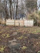 9501 Rosewood Ave in Cleveland, OH - Foto de edificio - Building Photo