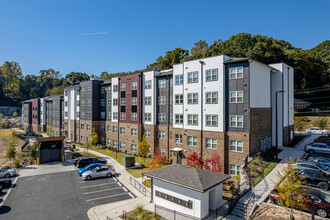 Parkside Apartments in Atlanta, GA - Building Photo - Building Photo