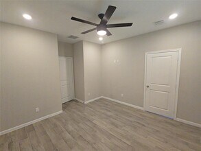11442 Underwood St in Willis, TX - Building Photo - Building Photo